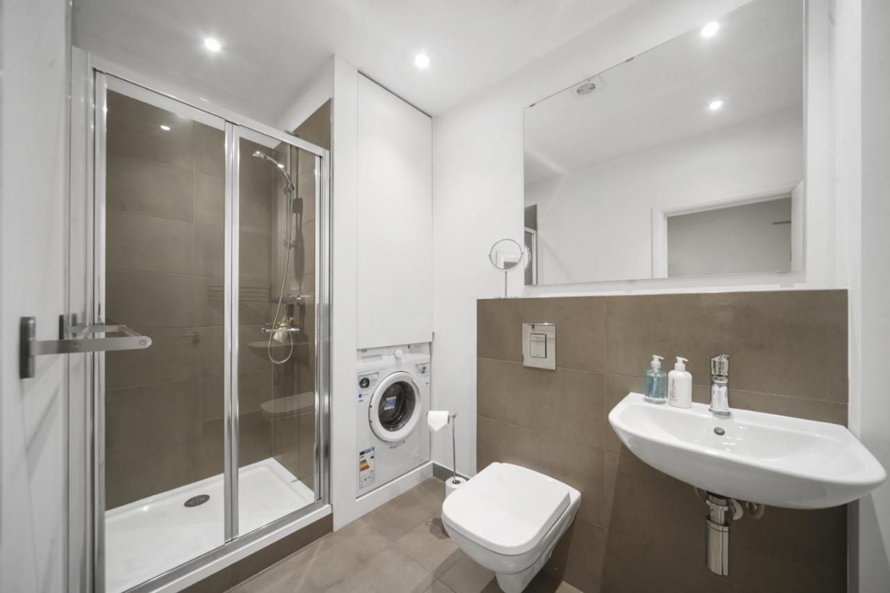 Studio Apartment By Homely Stays 伦敦 外观 照片